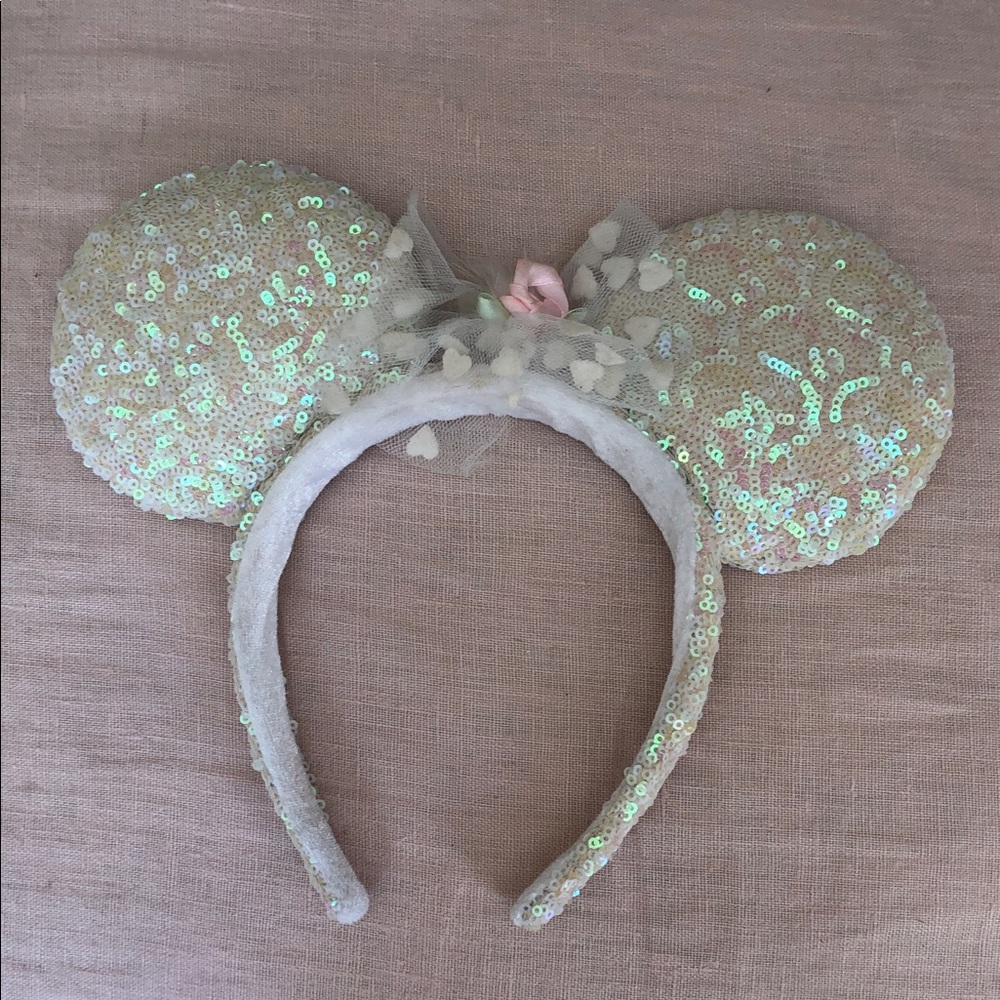 Disney Sequin Minnie Ears Headband in Iridescent White and Pink